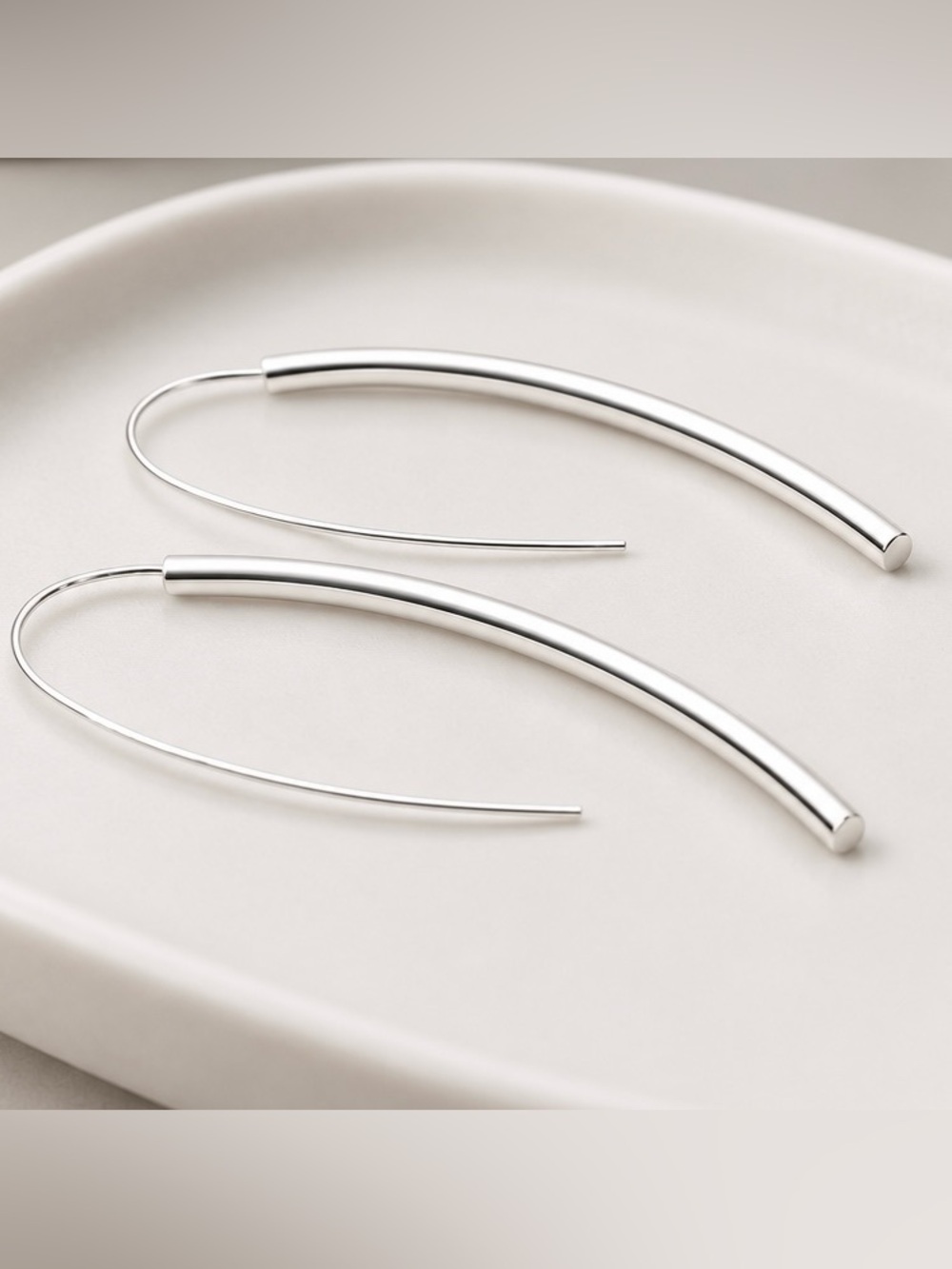 Minimalist Silver Curved Threader Earrings